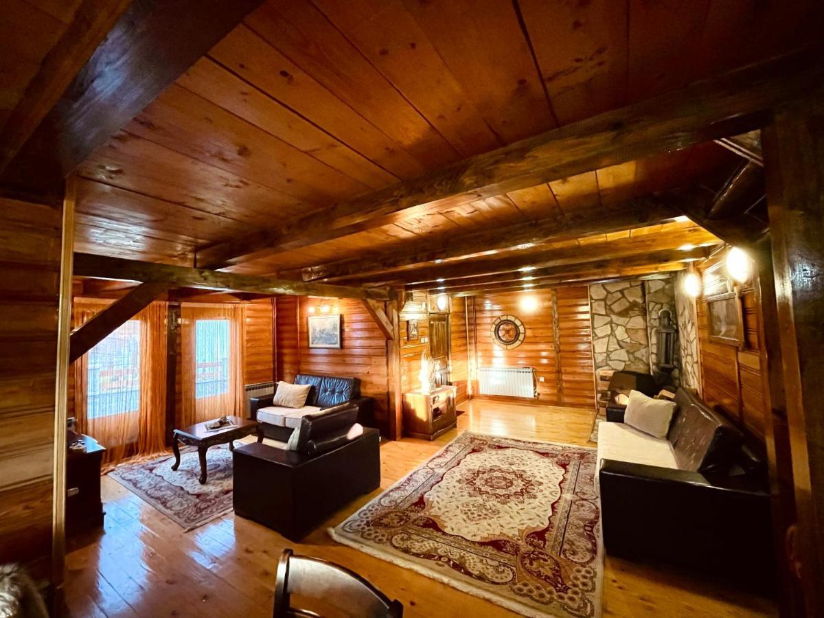 Chalet Sky High *